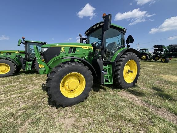 Image of John Deere 6R 165 equipment image 2