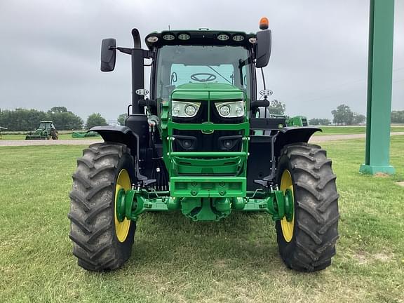 Image of John Deere 6R 165 equipment image 1