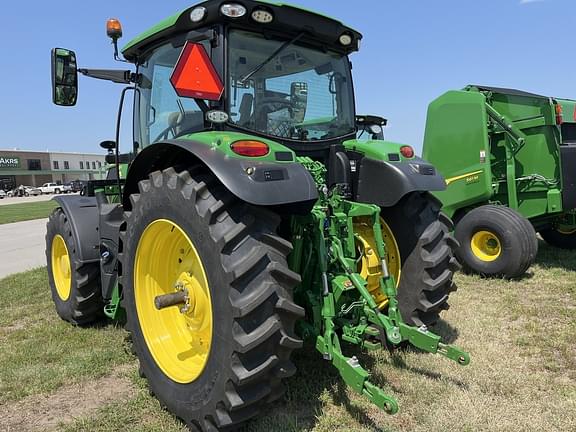 Image of John Deere 6R 165 equipment image 4