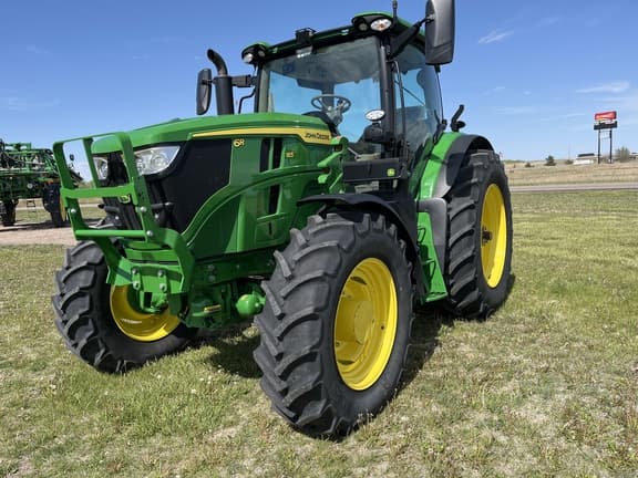 Image of John Deere 6R 165 equipment image 2