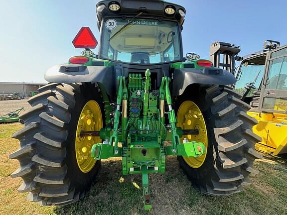 Image of John Deere 6R 175 equipment image 2