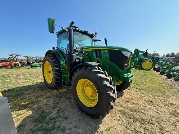 Image of John Deere 6R 175 equipment image 4