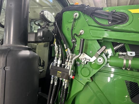 Image of John Deere 6R 175 equipment image 3