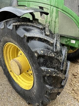 Image of John Deere 6R 175 equipment image 4