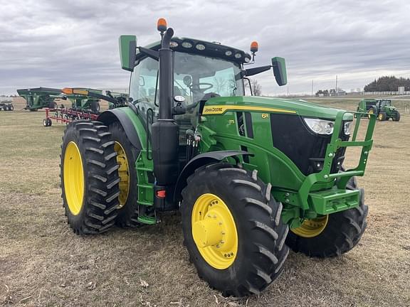 Image of John Deere 6R 175 equipment image 2