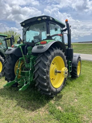 Image of John Deere 6R 175 equipment image 2