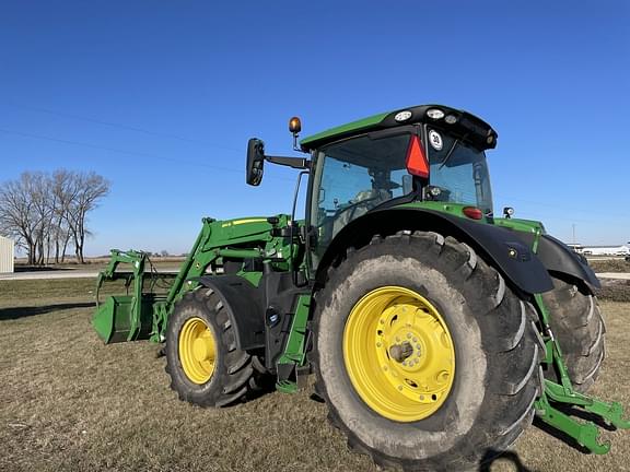 Image of John Deere 6R 175 equipment image 2