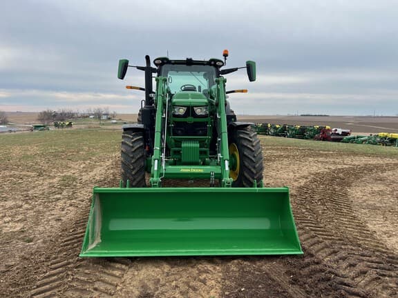 Image of John Deere 6R 175 equipment image 2