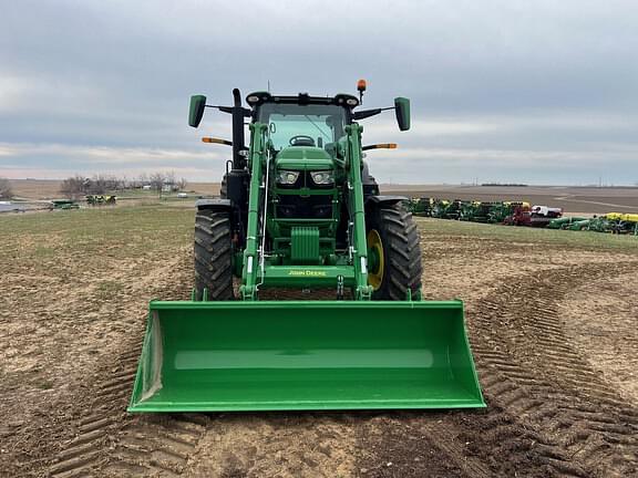 Image of John Deere 6R 175 equipment image 2
