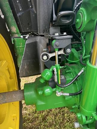 Image of John Deere 6R 175 equipment image 4