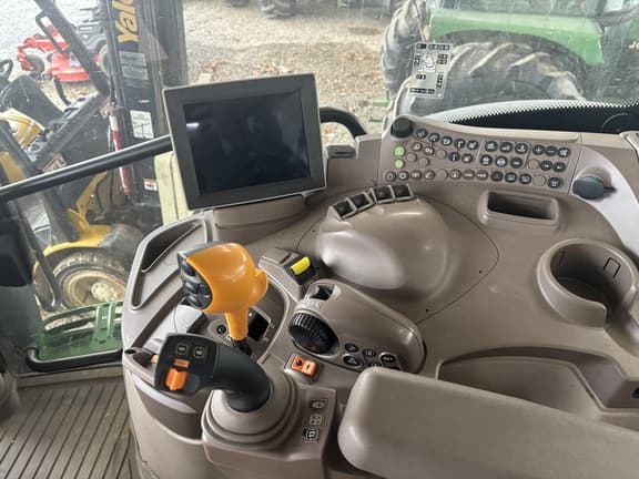 Image of John Deere 6R 175 equipment image 4