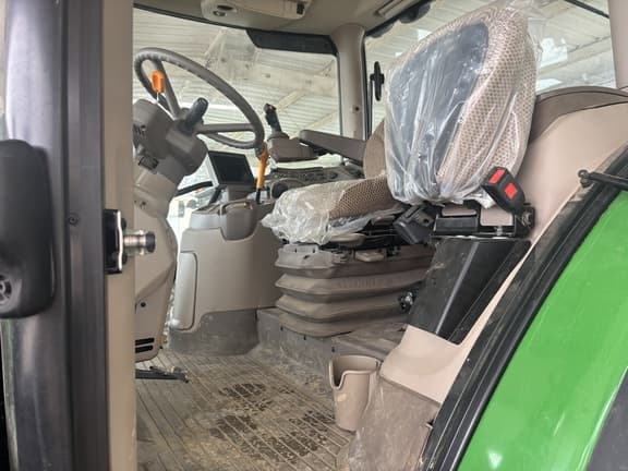 Image of John Deere 6R 175 equipment image 2