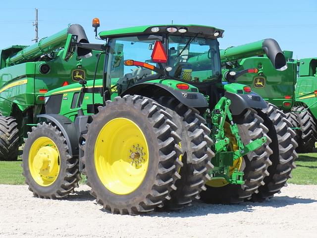 Image of John Deere 6R 175 equipment image 2