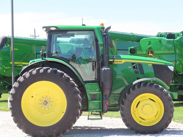 Image of John Deere 6R 175 equipment image 4