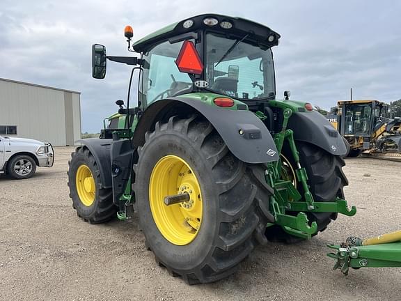 Image of John Deere 6R 175 equipment image 2