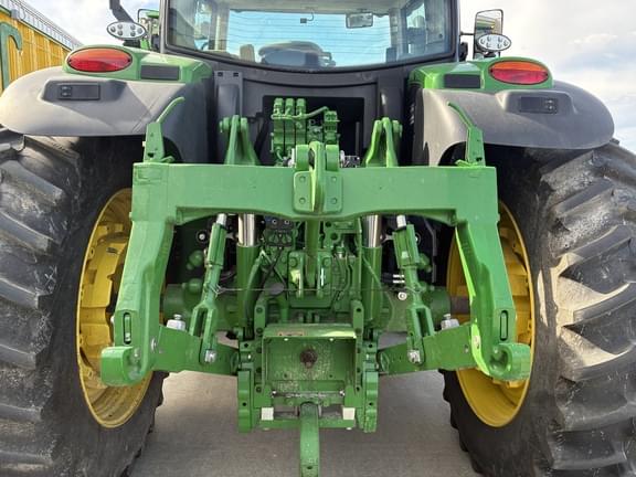 Image of John Deere 6R 175 equipment image 4