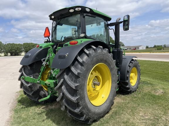 Image of John Deere 6R 175 equipment image 3