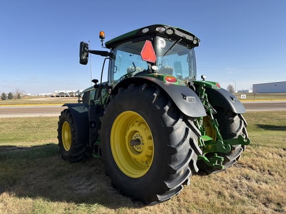 Image of John Deere 6R 175 equipment image 3