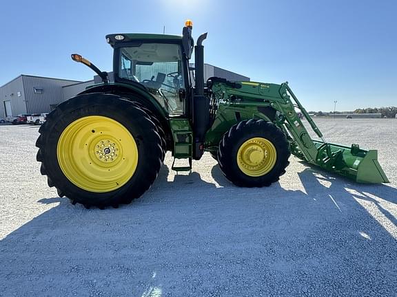 Image of John Deere 6R 175 equipment image 4