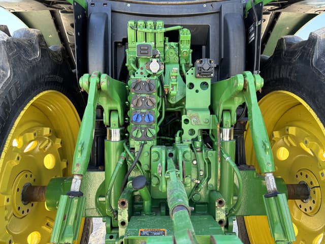 Image of John Deere 6R 175 equipment image 4