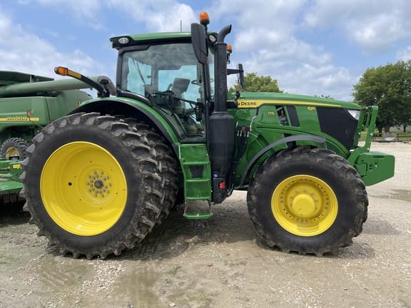 Image of John Deere 6R 175 equipment image 4