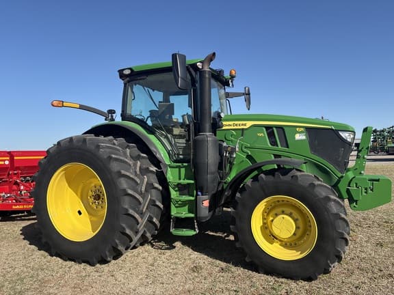 Image of John Deere 6R 195 equipment image 3