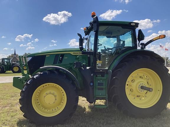 Image of John Deere 6R 195 equipment image 3