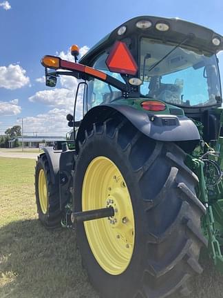 Image of John Deere 6R 195 equipment image 4