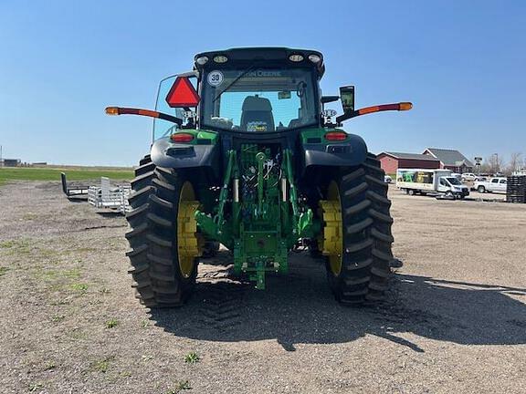 Image of John Deere 6R 195 equipment image 4