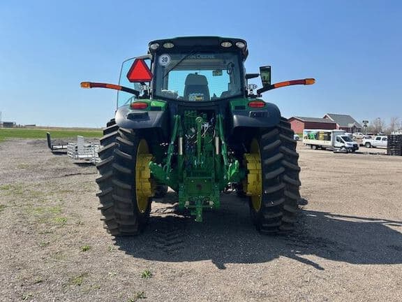 Image of John Deere 6R 195 equipment image 3