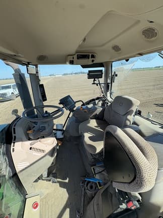 Image of John Deere 6R 195 equipment image 4