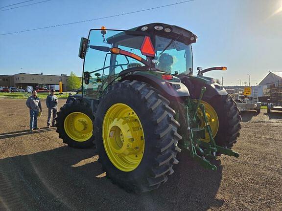 Image of John Deere 6R 195 equipment image 2