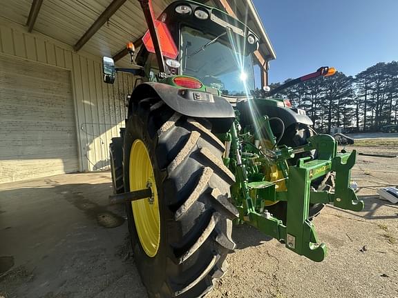 Image of John Deere 6R 195 equipment image 3