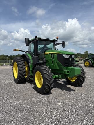 Image of John Deere 6R 195 equipment image 1