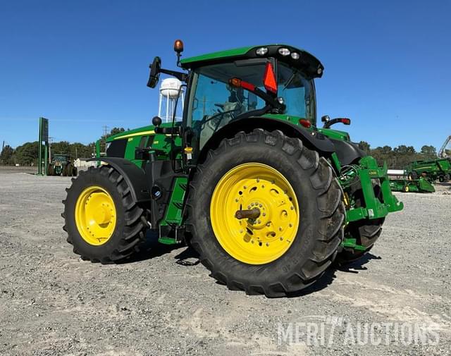 Image of John Deere 6R 195 equipment image 2