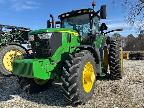 Image of John Deere 6R 215 equipment image 2