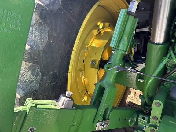 Image of John Deere 6R 215 equipment image 2