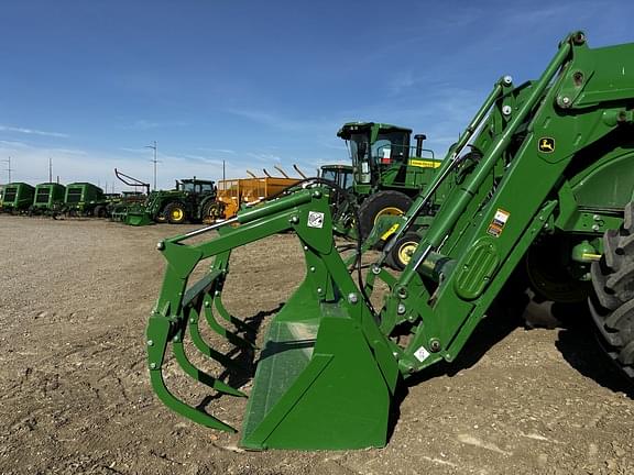 Image of John Deere 6R 215 equipment image 2