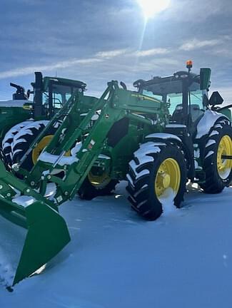 Image of John Deere 6R 215 equipment image 3