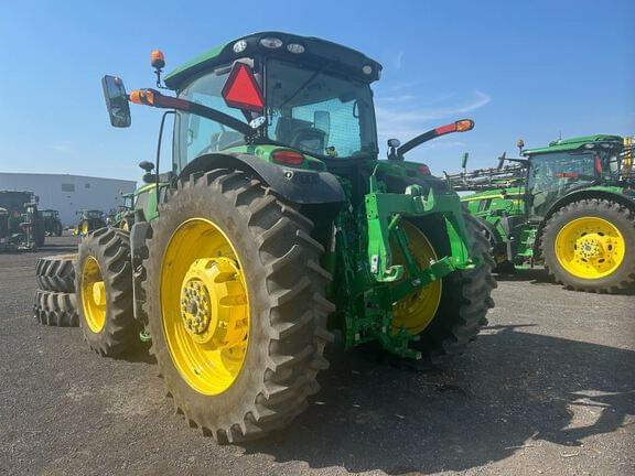 Image of John Deere 6R 215 equipment image 1