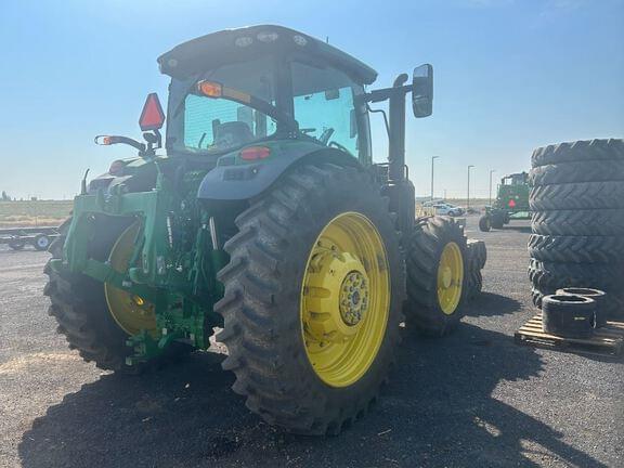 Image of John Deere 6R 215 equipment image 2