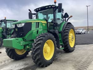 2023 John Deere 6R 215 Image