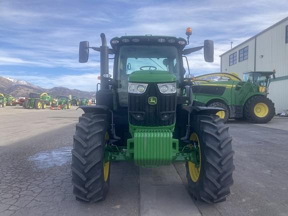 Image of John Deere 6R 215 equipment image 4