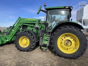 Main image John Deere 6R 215 14