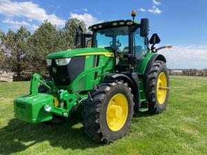 2023 John Deere 6R 215 Image