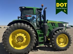 2023 John Deere 6R 215 Image