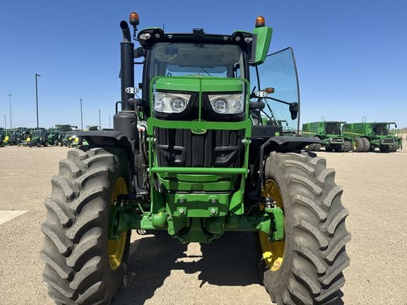 Image of John Deere 6R 215 equipment image 4