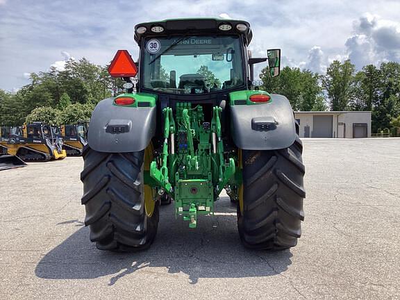 Image of John Deere 6R 215 equipment image 3