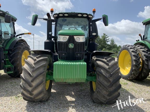 Image of John Deere 6R 230 equipment image 2