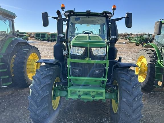 Image of John Deere 6R 230 equipment image 1